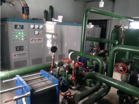 乌鲁木齐市头屯河区人民检察院2台600kw电磁热水锅炉运行中